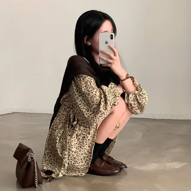 프리미엄 베이지/블랙 루즈핏 원피스 상세 이미지 4