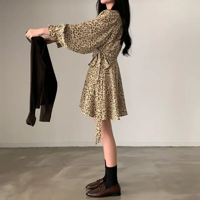 프리미엄 베이지/블랙 루즈핏 원피스 상세 이미지 18