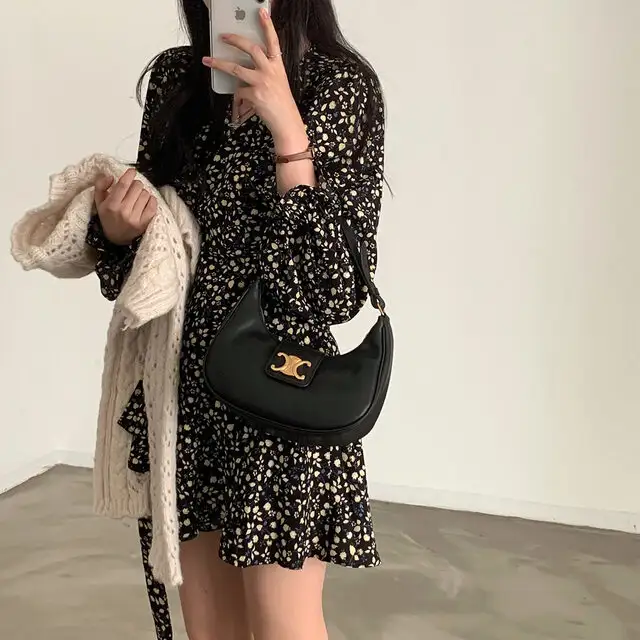 프리미엄 베이지/블랙 루즈핏 원피스 상세 이미지 34