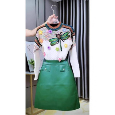 批发国内设计师<b class='q'>品牌</b>秋季新款设计感毛衣