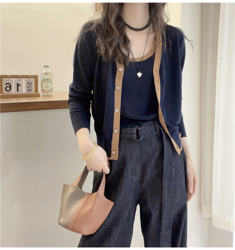 패치워크 색상 측면 얇은 양모 니트 오픈 가디건 스웨터 두 조각 여성 세트 유럽 역 2026 봄 새로운 유럽 상품 여성 의류 트렌디