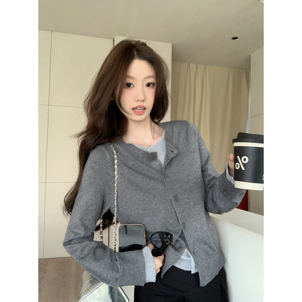 Actual shot of autumn and winter Korean style contrasting single-breasted fake two-piece versatile 6-piece wool knitted long-sleeved jacket top