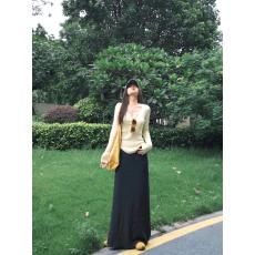 批发实价有货新款<b class='q'>针织衫</b>半身裙套装女春款设计感<b class='q'>打底衫</b>高腰垂感长裙