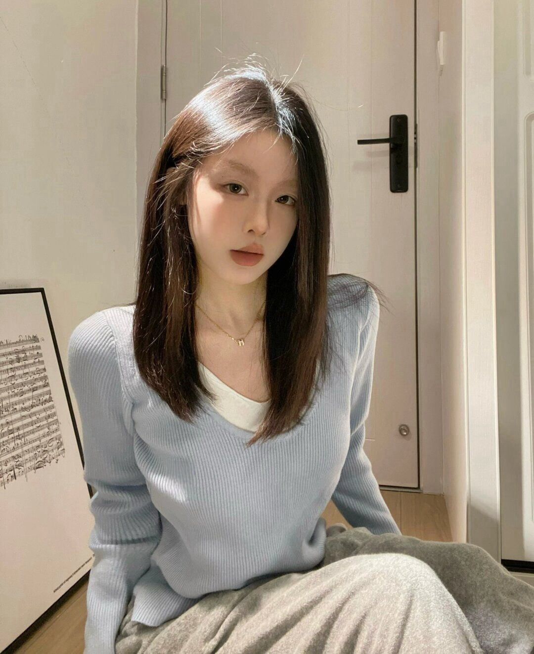 Fake two-piece blue v-neck long-sleeved sweater for women autumn inner layering sweater sweater knitted top