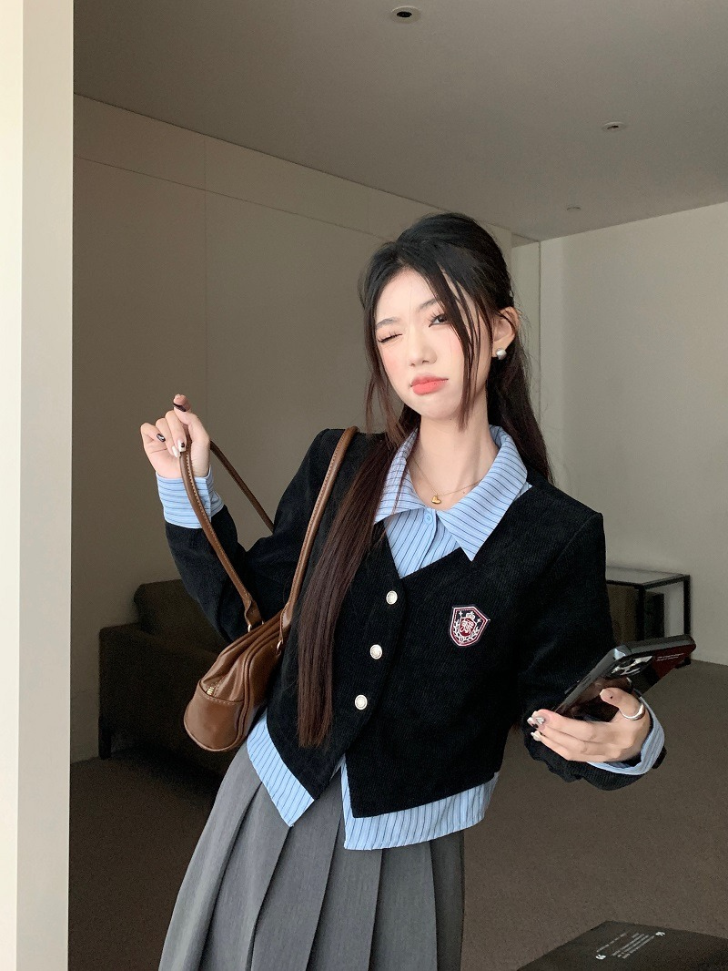 대외 무역 한국 스타일 가을 새로운 원본 것 학원 스타일 세트 여성 페이크 레이어드 POLO 칼라 긴팔 셔츠