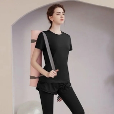 批发新款四针六圆领运动上衣宽松跑步罩衫速干健身服胖mm短袖瑜伽服