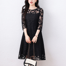 批发大码女黑色蕾丝镂空拼接打底外穿连衣裙2026夏季新款七分袖名媛风