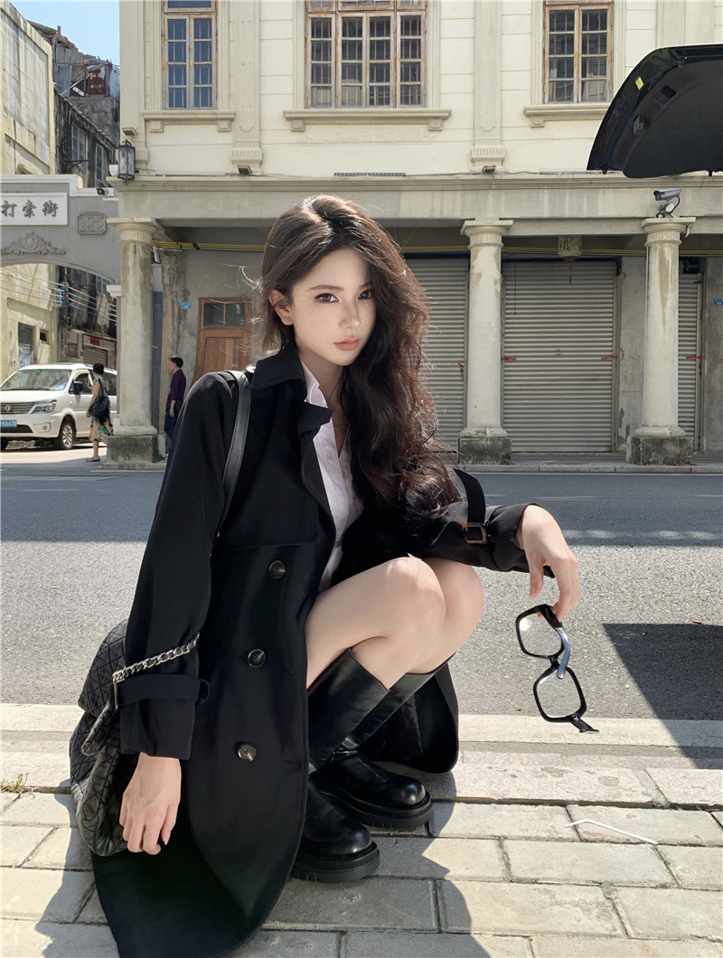 Actual shot~ 2024 Autumn New Style Women's Trench Coat Design, Small and Unique British Style Hot Girl Fitted Coat