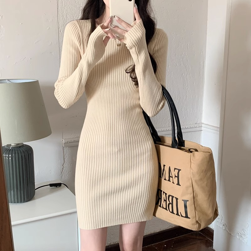 Korean chic autumn and winter French elegant round neck slim fit hip-hugging skirt elastic bottoming knitted dress for women