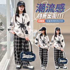 批发| 官图实价 | 纯棉华棉 | 后包领 | 秋季中大童涂鸦印花圆领卫衣