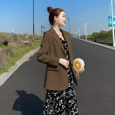 批发西装外套女新款高级感休闲气质今年流行chic爆款西服