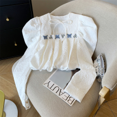 批发实拍◆ 白色<b class='q'>衬衫女</b>刺绣绑带泡泡袖衬衣短款别致上衣