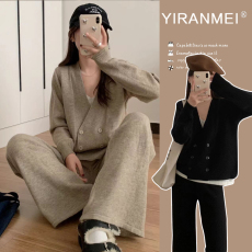 批发实拍~2024秋<b class='q'>冬</b>新款慵懒感领口系带设计软糯毛衣小香针织套装