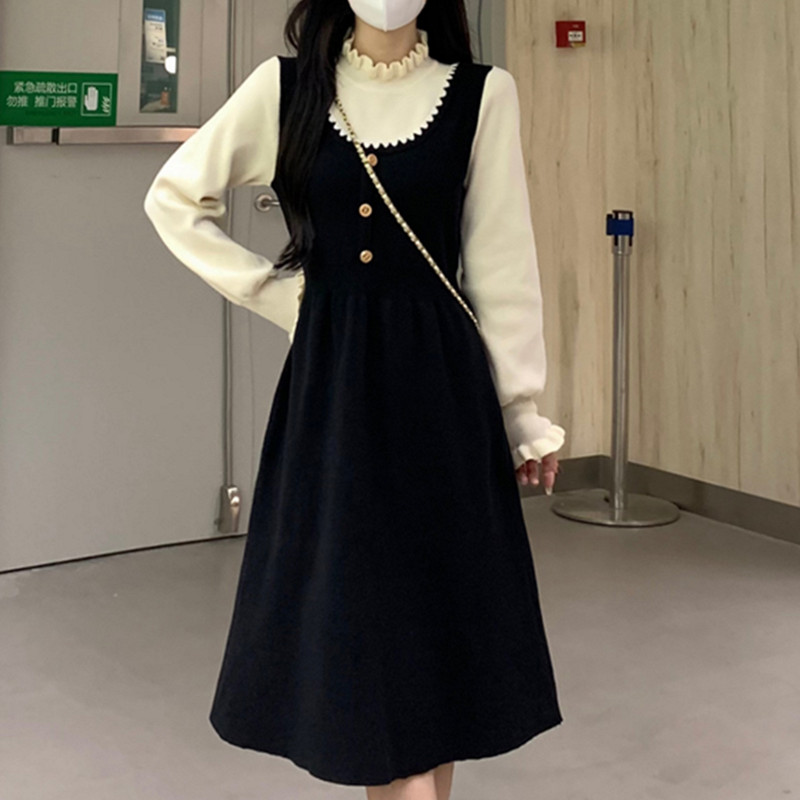 2026 봄 가을 프랑스식 페이크 레이어드 빨간색 니트 작은 샤넬 스타일 여성 드레스 인사이드 가져 가라. 반하이넥 니트 기본 스커트