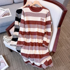 批发实拍大码女装秋冬新款宽松条纹优质包芯纱毛衣连衣裙