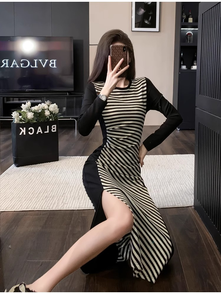 Korean chic autumn design niche simple contrasting stripes slim slim fit hip hip dress women's clothing