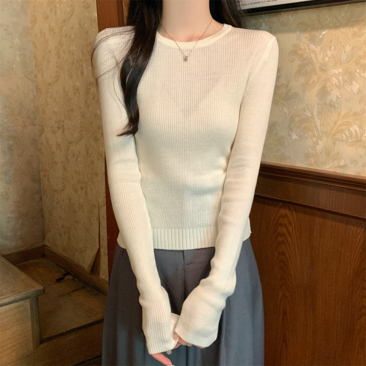 Actual shot of autumn and winter Korean style slim round neck simple and versatile 6 wool soft waxy sweater long-sleeved bottoming top