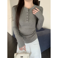 Actual shot of autumn and winter Korean style slim-fitting round-neck temperament pleated versatile design long-sleeved inner T-shirt top for women