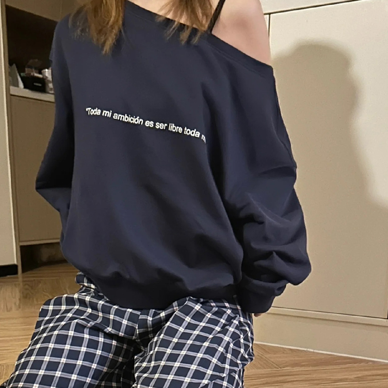 American navy blue hooded off-shoulder off-shoulder pullover sweatshirt for women with autumn design one-shoulder hottie early autumn top