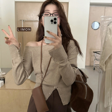 批发<b class='q'>不规则</b>斜肩开叉<b class='q'>针织衫</b>女2025秋季新款设计感法式气质长袖打底上衣