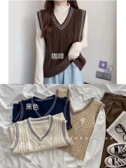 馬甲女寬鬆百搭2024秋季新款設計感小眾V領學生減齡背心上衣ins