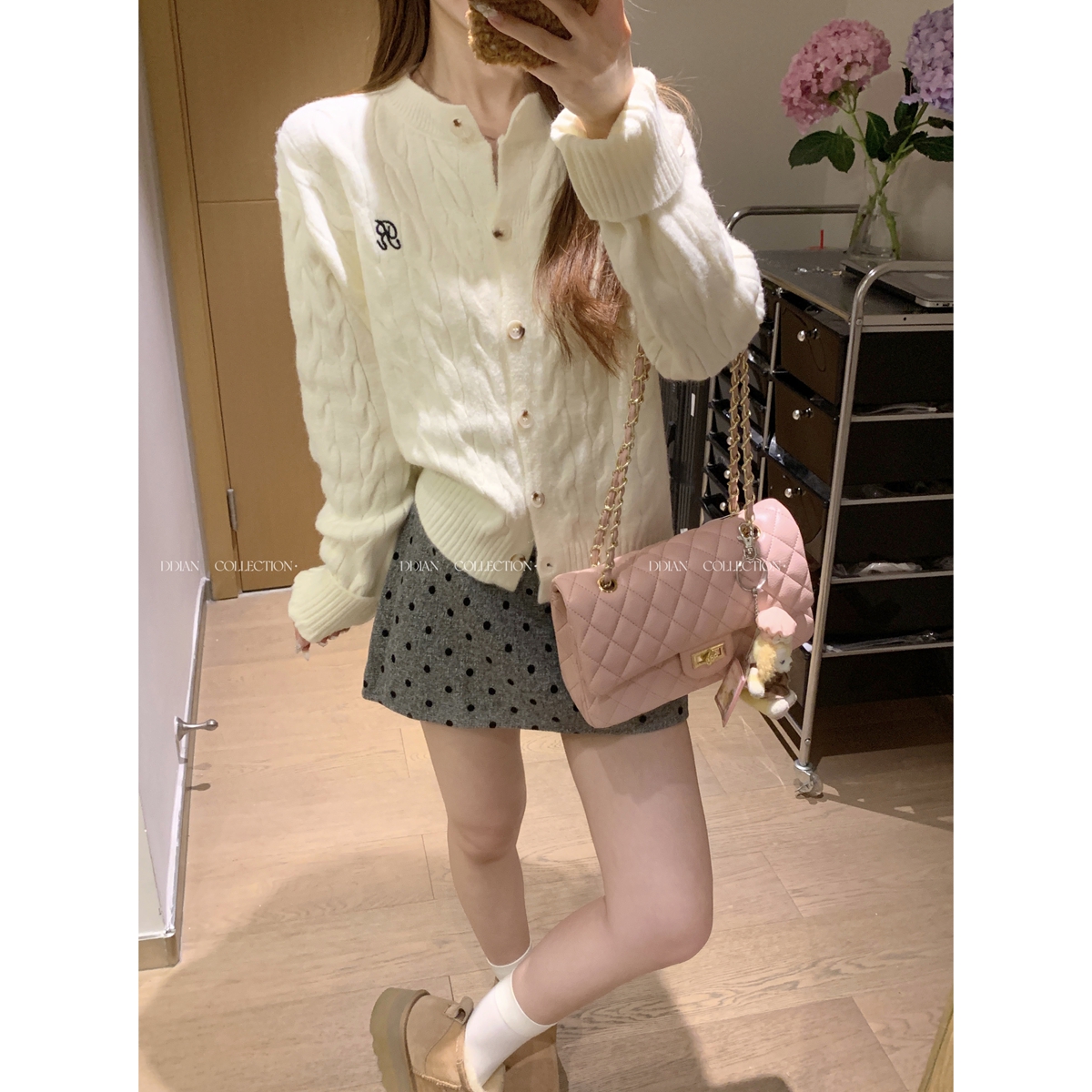 Actual shot of autumn and winter Korean style loose round neck twist single-breasted arctic velvet knitted sweater jacket top