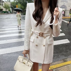 批发西装裙<b class='q'>女</b>2025秋冬新款金属双排扣气质收腰<b class='q'>西服</b>外套