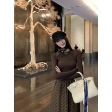 批发实拍实价法式轻熟<b class='q'>赫本</b><b class='q'>风</b>早秋高级感穿搭两件套裙装