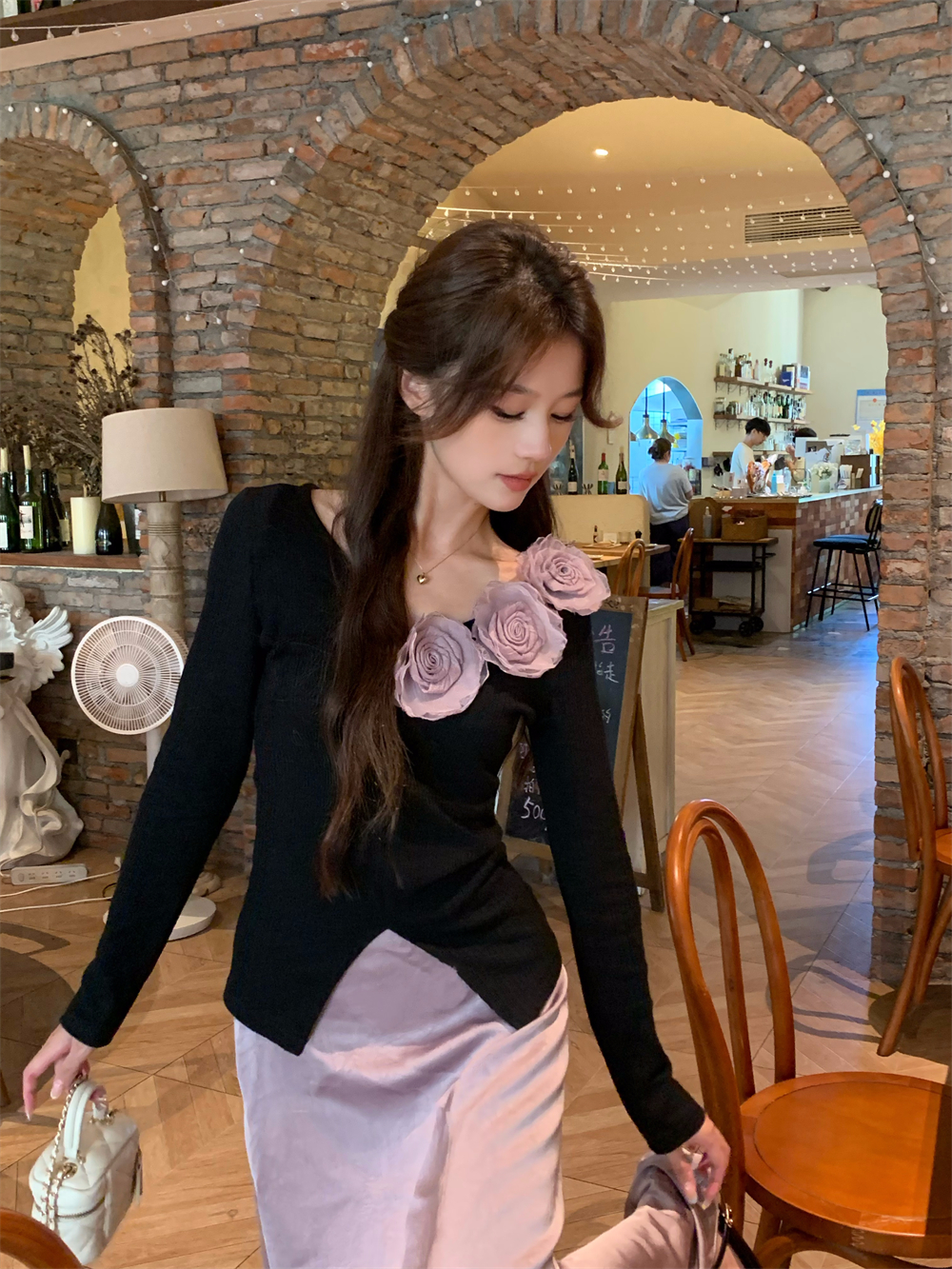 Photographed~ French Heavy Industry Stereo Rose Bodice Knit Top + High-Waist Slimming Skirt