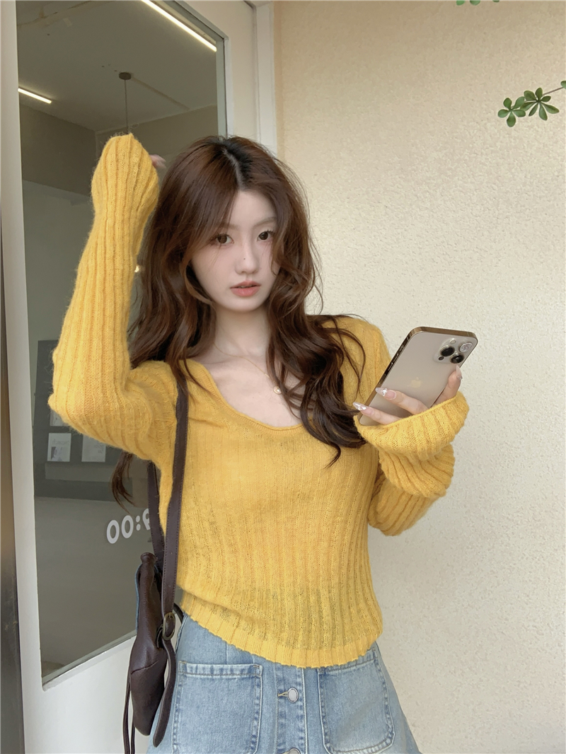 Real shot slim fit thin round neck long sleeve knitted sweater slimming hooded sweater lazy short bottoming shirt 