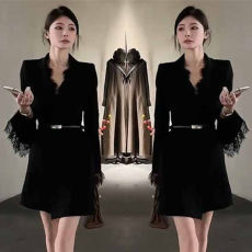 批发法式高级感重工V领西服外套女2024秋气质小众修身长袖黑色上衣秋