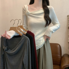 批发实拍安迪绒长袖毛衣女春秋2026潮圆领设计感不规则短款保暖针织衫