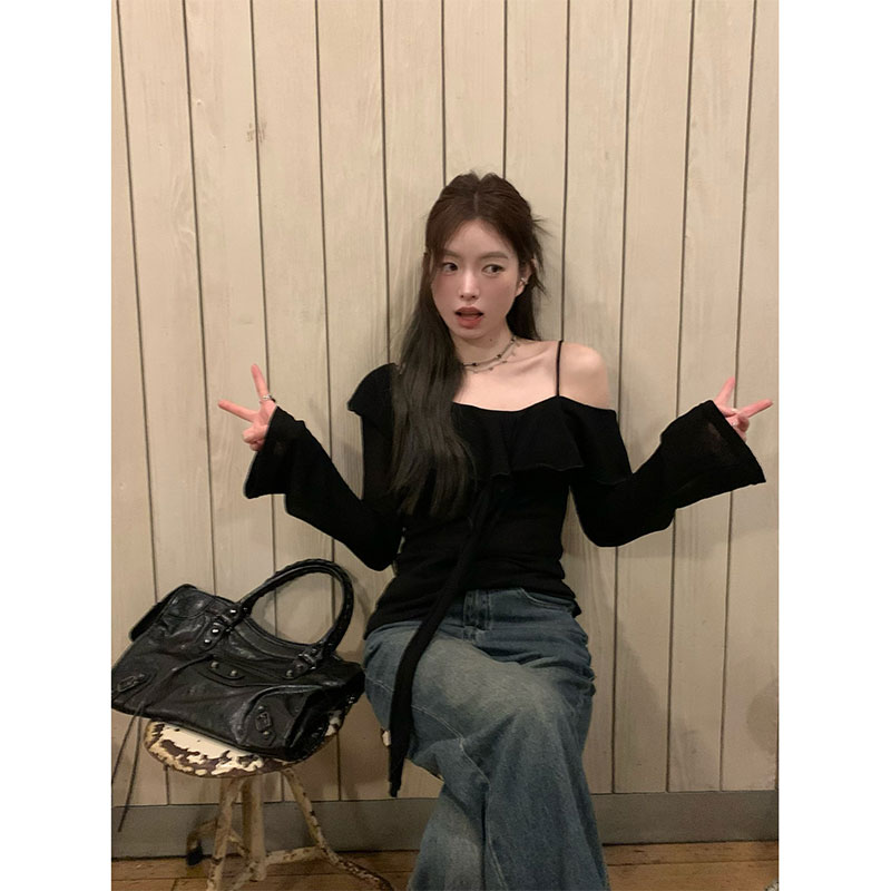 충동 섹션 이른 가을 검정색 오프숄더 긴팔 티셔츠 여성 작은 대중 디자인 센스 오프숄더 슬립 맨위