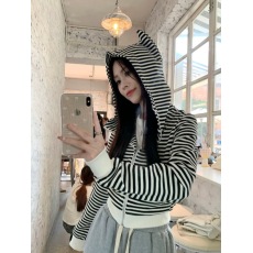 批发小恶魔条纹外套女春秋新款韩系短款连帽拉链卫衣<b class='q'>开衫</b>