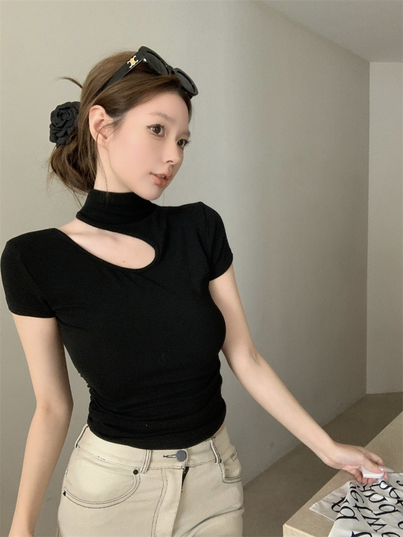 Actual shot of early autumn new half-high collar pleated slim fit and versatile design hollow short-sleeved T-shirt for women