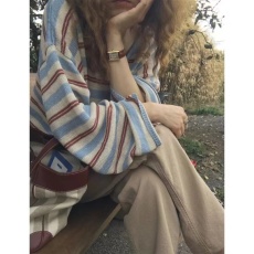 批发条纹长袖T恤女ins潮早秋季设计感小众v领宽松显瘦针织打底衫上衣