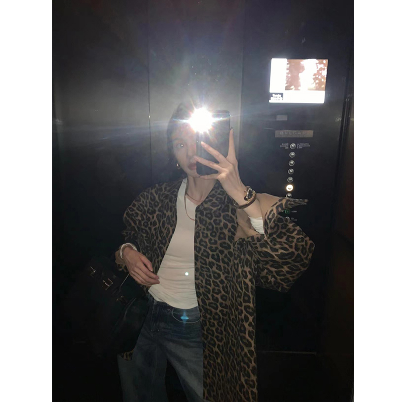 Original fabric, good feel, American style leopard print shirt jacket, autumn long-sleeved loose top