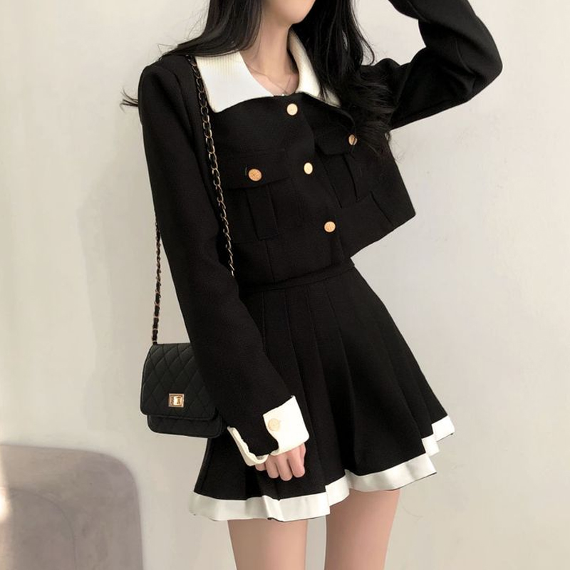 Korean chic autumn and winter temperament small fragrance contrasting color splicing lapel short jacket + high waist pleated skirt suit