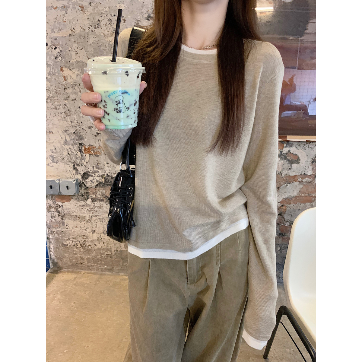 Real shot of autumn and winter Korean style round neck contrasting color loose fake two-piece 6 wool lazy knitted long-sleeved bottoming top
