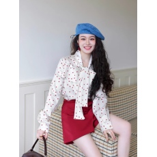 批发复古港风红色<b class='q'>波点</b><b class='q'>衬衫</b>女装春夏设计感气质<b class='q'>衬衣</b>显瘦红色短裤两件套