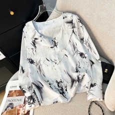 批发清雅新中式~<b class='q'>不规则</b>荷叶边气质V领水墨画印花法式珍珠袖衬衫上衣女