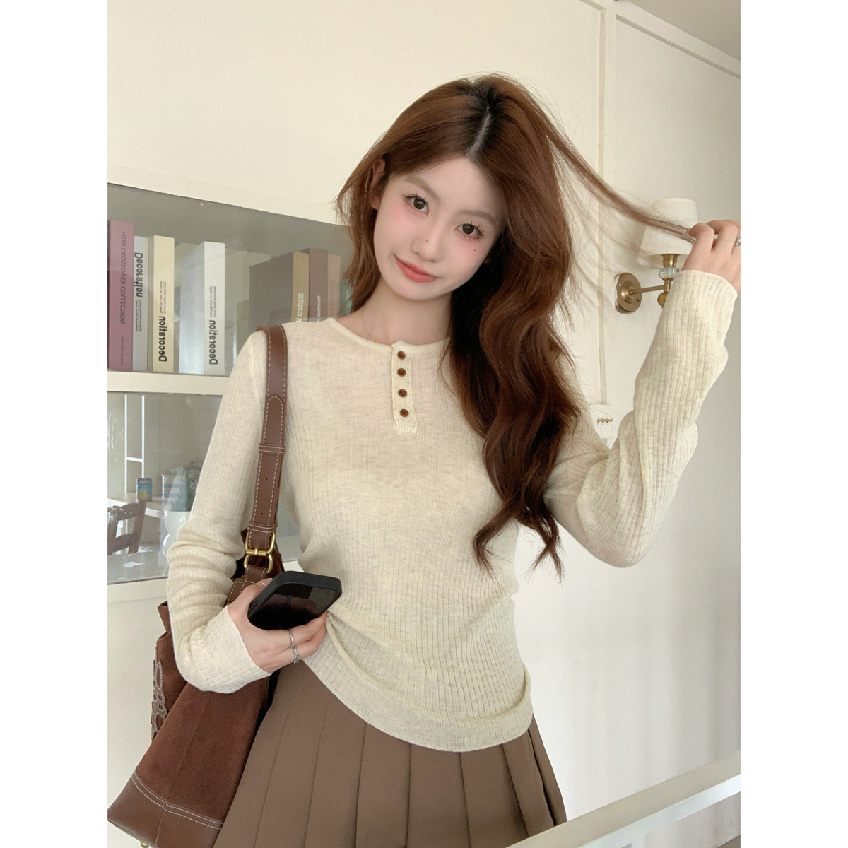 Real shot Autumn and winter Korean style round neck button simple design 6 wool versatile knitted bottoming shirt long-sleeved top