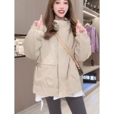 批发连帽冲锋衣女小个子防水棒球服短<b class='q'>外套</b>春秋夹克上衣女<b class='q'>百搭</b>工装风衣