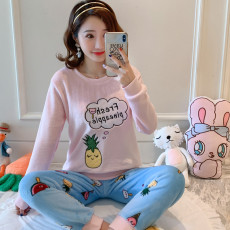 批发秋冬季长袖女卡通法兰绒睡衣加厚珊瑚绒家居服套装外贸款