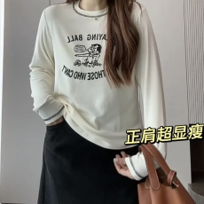 批发<b class='q'>大码</b>秋女款宽松休闲圆领套头印花<b class='q'>打底衫</b>长袖T恤