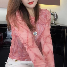 批发欧货重工烫钻长袖t恤女2026春秋新款大码遮肉显瘦<b class='q'>打底衫</b>气质上衣