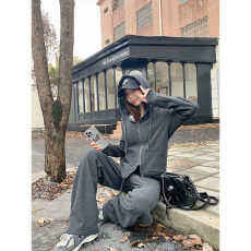 批发实拍-三件套加<b class='q'>婴儿</b>绒连帽<b class='q'>卫衣</b>外套松紧腰阔腿裤半身裙通勤女