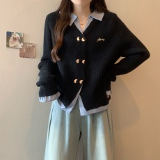 批发实拍~大码秋<b class='q'>冬</b>新款polo领假两件针织衫胖mm宽松刺绣开衫毛衣外套