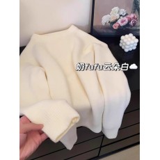 批发<b class='q'>浙江</b><b class='q'>桐乡</b>濮院浣熊绒白色长袖软糯针织毛衣女秋冬宽松慵懒套头上衣