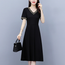 批发2026<b class='q'>夏季</b>新款大码女装胖mm修身显瘦遮肚子中年妈妈V领短袖连衣裙